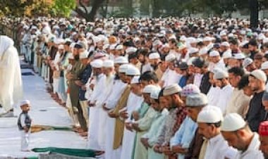 मुंह में राम, बगल में छुरियां आखिर क्यों ?