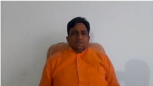 सपा सांसद रामजीलाल सुमन को मारने वाले को 25 लाख का इनाम...हिंदूवादी नेता के बिगड़े बोल