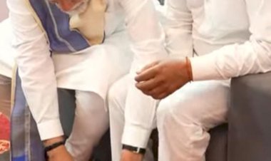 कौन हैं हरियाणा के रामपाल कश्यप, जिन्हें PM मोदी ने खुद पहनाए जूते और क्यों?