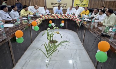 किसान दिवस पर जिलाधिकारी ने समस्याओं के त्वरित समाधान का दिया निर्देश