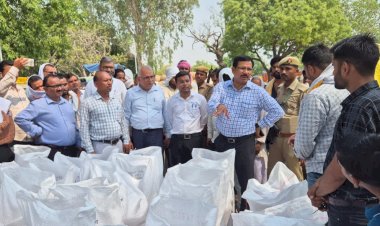 जालौन गल्ला मंडी का डीएम ने किया औचक निरीक्षण,मेहनतकश किसान के साथ किसी प्रकार की ठगी न हो