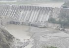 अब भारत ने खोले बगलिहार डैम के कई गेट,भारी बारिश के बाद खोले गए गेट,उफनाई चिनाब नदी