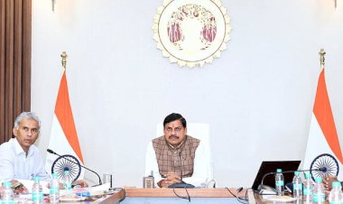 भारत-पाक तनाव के बीच MP में अलर्ट, सीएम डॉ. मोहन यादव ने दिए सायरन लगाने और मॉक ड्रिल के निर्देश, 13 विभागों की छुट्टियां रद्द