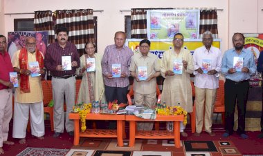 क्रांति संतों के द्वारा या स्त्रियों के द्वारा ही हो सकती है – डॉ. मोहन गुप्त