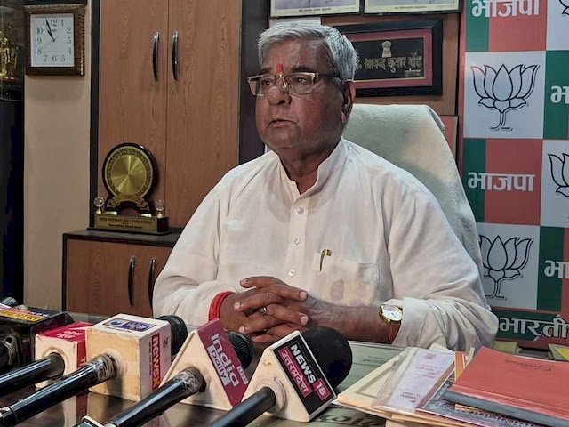 पूर्व सांसद पर जानलेवा हमला, असलहे से लैस हमलावरों ने घेरा, छिपकर बचाई जान