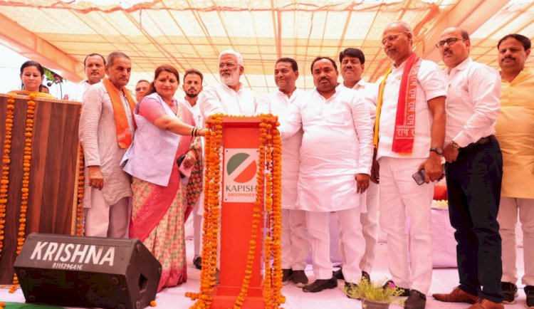 उरई में विकास को नई गति: जल शक्ति मंत्री स्वतंत्र देव सिंह ने करोड़ों की परियोजनाओं का किया लोकार्पण
