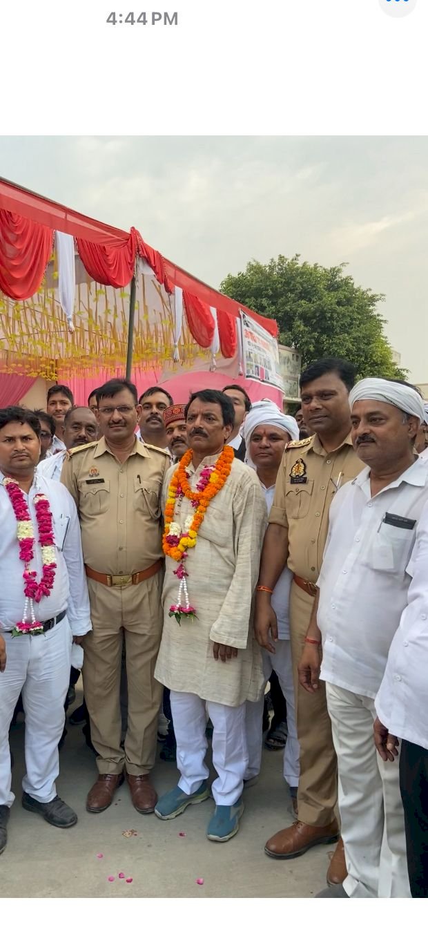 सिविल बार एसोसिएशन न्याय भवन कुंडा का चुनाव परिणाम घोषित, अध्यक्ष पद प्रत्याशी वरिष्ठ अधिवक्ता हनुमान प्रसाद पांडेय 118 मत पाकर हुए विजयी।