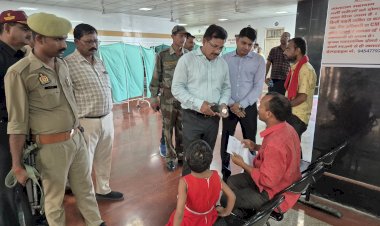 राजकीय मेडिकल कॉलेज का जिलाधिकारी ने किया आकस्मिक निरीक्षण, स्वास्थ्य व्यवस्थाओं का लिया जायजा