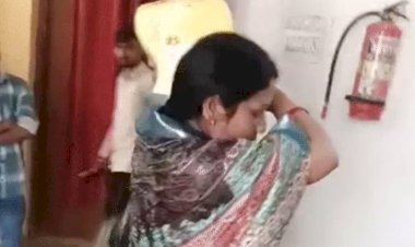 MP में पूर्व विधायक की पत्नी ने खुद पर डाल लिया केरोसिन,तहसीलदार पर लगाया पक्षपात का आरोप ; जमीनी विवाद से थीं परेशान