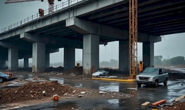 फ्लाईओवर ब्रिज का स्लैब गिरा,शिवपुरी में 80 करोड़ रुपये की लागत से बन रहे पुल का हिस्सा गिरा; 6 मजदूर घायल