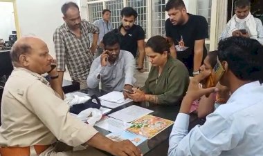 एमपी में धर्मांतरण का सनसनीखेज मामला, देवास में लालच देकर धर्मांतरण की कोशिश: पुलिस ने चार युवक-युवतियों को धर दबोचा