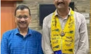 इस्तीफा देने वाले विधायक पर AAP का ऐक्शन, 5 साल के लिए उमेश मकवाना पार्टी से सस्पेंड