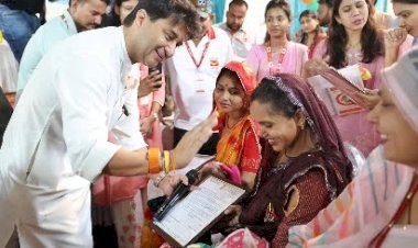 ज्योतिरादित्य सिंधिया केंद्रीय मंत्री का बड़ा ऐलान, प्रत्येक सुकन्या को निजी खाते से 500-500 रुपए देंगे