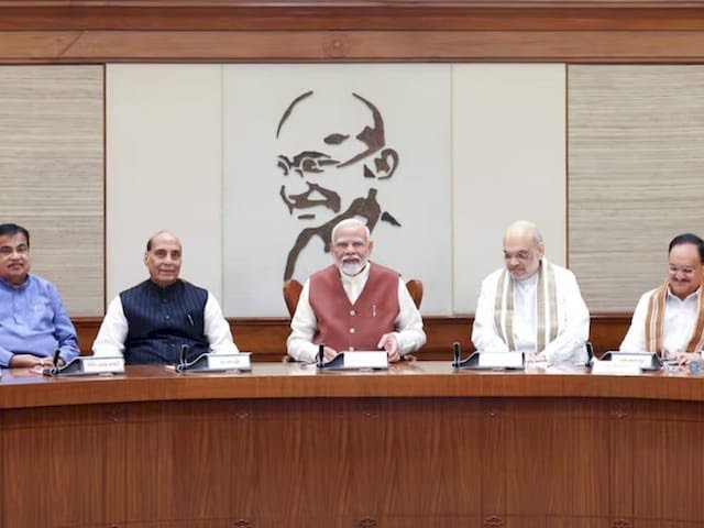 Corona Update: PM मोदी से मुलाकात से पहले मंत्रियों को भी कराना होगा RTPCR टेस्ट, कोविड से बचाव को लेकर बड़ा फैसला