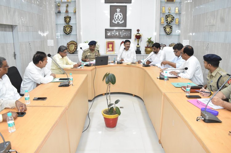 गैंगस्टर की संपत्तियों को चिन्हित कर उनकी कुर्क और जब्त कर करें सख्त कार्यवाही
