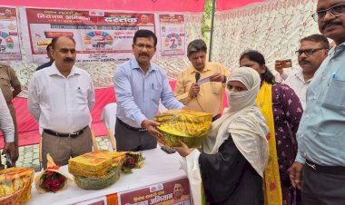 स्वस्थ जीवन के लिए दवा के साथ पोषण भी जरूरी- डीएम,टीबी (छय) रोग से ग्रसित लाभार्थियों को पोषण पोटली वितरित की गईं