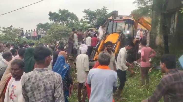 स्कूल में पढ़ाई के दौरान गिरी छत, 4 बच्चों की गई जान – राजस्थान में लापरवाही का कहर