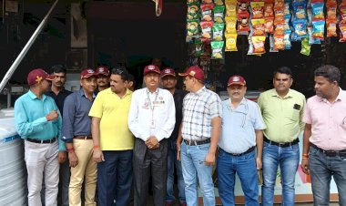 बिखरने के तो लाख बहाने मिल जाएंगे,लेकिन जुड़ने के अवसर ढूंढे - कैप्टन चन्द्र प्रकाश शर्मा