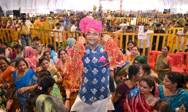 लव जिहाद और नशे के खिलाफ लड़ाई को समर्पित विश्व का सबसे बड़ा 'नरेला रक्षाबंधन महोत्सव',  नरेला रक्षाबंधन महोत्सव: पहले दिन मंत्री  सारंग को 24 हज़ार 211 बहनों ने बांधी राखी