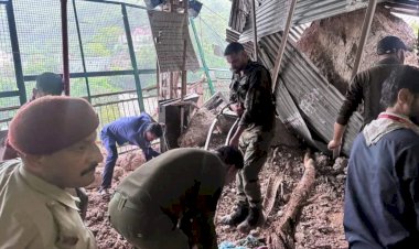 वैष्णो देवी यात्रा मार्ग पर अर्धकुंवारी के पास भूस्खलन, पांच की मौत, 14 घायल; यात्रा स्थगित