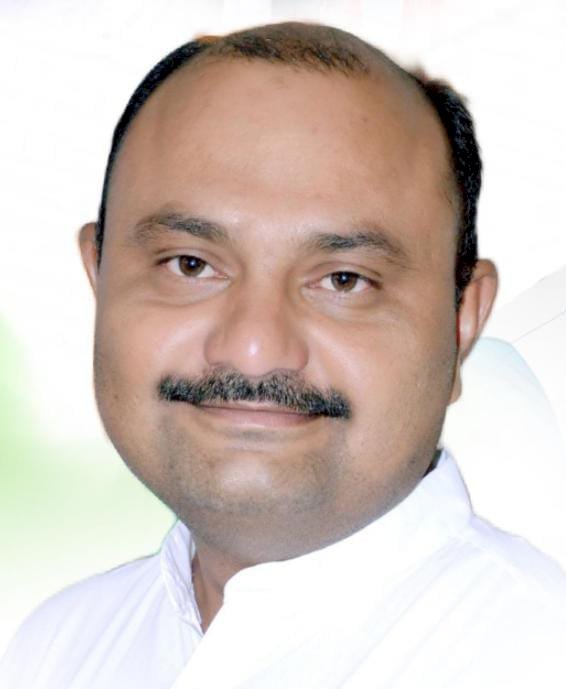 लोकप्रियता और संघर्ष के बल पर नरेश्वर प्रताप सिंह को फिर मिली जिला कांग्रेस अध्यक्ष की जिम्मेदारी, कार्यकर्ताओं में उत्साह का माहौल