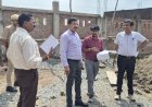 सदर तहसील के निर्माण का जिलाधिकारी ने किया निरीक्षण,धीमी गति पर नाराजगी प्रकट की कार्य में तेजी लाने के दिए निर्देश