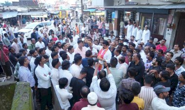 महानगरों की तर्ज पर राहतगढ़ में करोड़ों की लागत से बन रहा शॉपिंग कॉम्प्लेक्स,     अत्याधुनिक मॉल, मल्टीप्लेक्स सिनेमा हॉल व प्रशिक्षण भवन जैसी सुविधाएं होंगी उपलब्ध