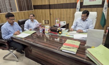 जिलाधिकारी सख्त: 13 सितम्बर को होने वाली राष्ट्रीय लोक अदालत में ज्यादा से ज्यादा प्रकरणों के निस्तारण के दिए निर्देश