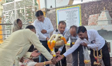 शुजालपुर हनुमान गड़ी पर  श्रमदान के साथ हुआ स्वच्छता सेवा पखवाड़े का आगाज
