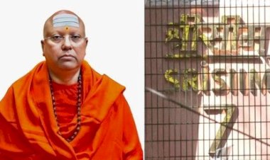 चैतन्यानंद पर 17 छात्राओं ने लगाया छेड़छाड़ का आरोप, पहले भी दर्ज हुआ केस, छात्राओं से अश्लील चैट करता था स्वामी