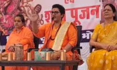 सांसद साध्वी प्रज्ञा ठाकुर का एक और बयान चर्चा में, मंदिर के पास प्रसाद बेचते विधर्मी मिले तो उसे पहले खूब ठोको