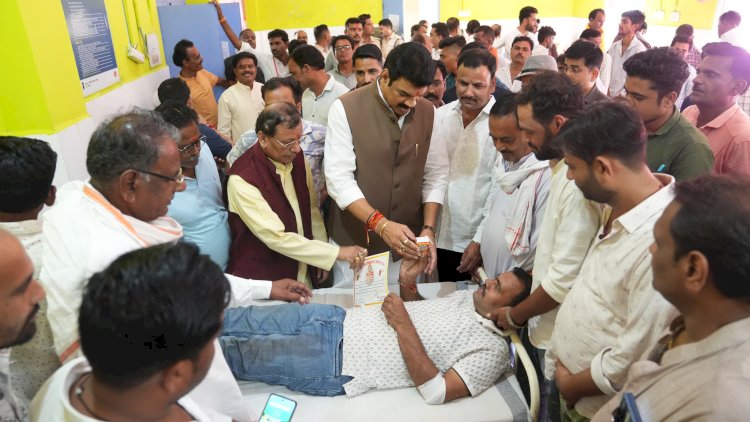 रक्तदान और कन्यादान संसार का सर्वोपरि दान : गोविंद सिंह राजपूत,सुरखी में सेवा पखवाड़ा के तहत हुआ रक्तदान शिविर का आयोजन मे खाद्य मंत्री हुए शामिल