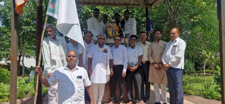 अखिल भारतीय बलाई महासभा रजिस्टर्ड ने अपना 12वा स्थापना दिवस अंबेडकर पार्क  में धूम धाम से मनाया गया।
