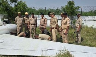 प्राइवेट प्लेन रनवे से फिसला झाड़ियों में जा घुसा, बियर की फैक्ट्री लगाने आए निवेशक ; भोपाल की कंपनी के एमडी समेत 6 लोग सवार थे