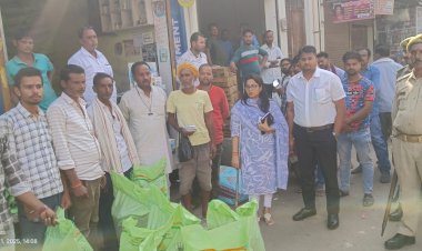 अधिकारियों की निगरानी में निष्पक्ष वितरित हुई 300 टन उर्वरक,प्रशासन  किसानों के हितों की रक्षा के लिए पूरी तरह प्रतिबद्ध