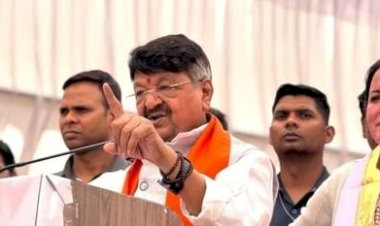 рдордВрддреНрд░реА рдХреИрд▓рд╛рд╢ рд╡рд┐рдЬрдпрд╡рд░реНрдЧреАрдп рдХреА рдЕрдЪрд╛рдирдХ рдмрд┐рдЧреЬреА рддрдмреАрдпрдд , рдбрд┐рд╣рд╛рдЗрдбреНрд░реЗрд╢рди рдФрд░ рдердХрд╛рди рдХреЗ рдХрд╛рд░рдг рдЕрд╕реНрдкрддрд╛рд▓ рдореЗрдВ рдереЗ рднрд░реНрддреА