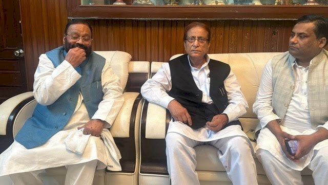 स्वामी प्रसाद मौर्य का भाजपा सरकार पर हमला,आजम खां पर राजनीतिक द्वेष से कार्रवाई-राजनीति में सब कुछ संभव