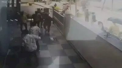 BJP नेता के घर ब्लिंकिट डिलीवरी बॉयज का हमला, गुंडों की फौज, लाठी-डंडों से लैस  15-20 राइडर देख दहशत में आ गई पूरी कॉलोनी