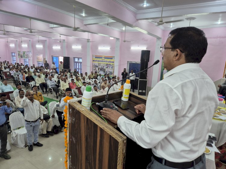 रबी की फसल मटर,गेहूं में संतुलित हो उर्वरक का उपयोग,मिट्टी के जीवांश रहेंगे जिंदा । जिलाधिकारी