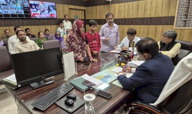 जन समस्याओं के त्वरित समाधान को लेकर जिलाधिकारी का सख्त, रूख ।जन सुनवाई में कई शिकायतों का मौके पर हुआ निस्तारण