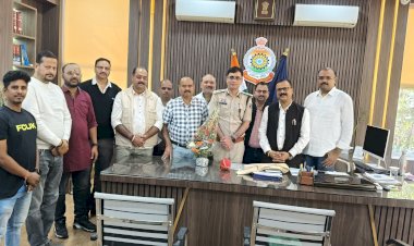राजेश ज्वेलर्स लूटकांड के दोषियों को आजीवन कारावास — बलरामपुर पुलिस की उत्कृष्ट कार्यवाही पर सरगुजा आईजी दीपक कुमार झा का स्वर्णकार समाज ने किया सम्मान