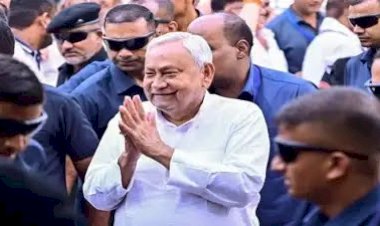 नीतीश कुमार ने राज्यपाल को सौंपा इस्तीफा , कैबिनेट की बैठक में विधानसभा भंग करने की सिफारिश, बिहार में नई सरकार को लेकर हलचल तेज