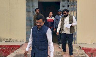 जिलाधिकारी ने किया ईवीएम वेयरहाउस, सीसीटीवी मॉनिटरिंग सिस्टम व SIR हेल्पडेस्क का स्थलीय निरीक्षण