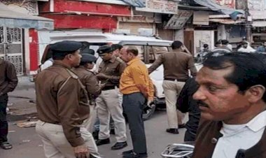 बदमाश के शॉर्ट एनकाउंटर के बाद साथियों की बीच बाजार में ताबड़तोड़ फायरिंग