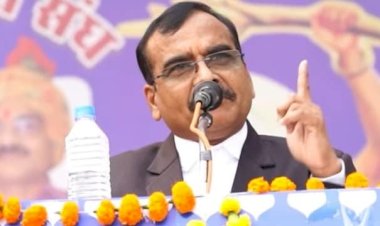 MP सरकार का बड़ा एक्शन, IAS संतोष वर्मा के विवादित बयान पर कारण बताओ नोटिस जारी, ब्राह्मण बेटियों पर की थी अभद्र टिप्पणी