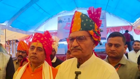 BJP सांसद जनार्दन मिश्रा का विवादित बयान :एमपी में लड़कियां नशा कर रही, अश्लील वीडियो देख रही - नशा बंद करना मेरे तो बिल्कुल बस में नहीं