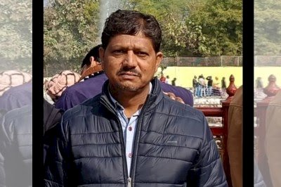 शिक्षक ने स्कूल के अंदर फंदा लगाकर दी जान, परिजन बोले- बीएलओ के काम से थे डिप्रेशन में,मोबाइल चलाना नहीं आता था…सर्वे का प्रेशर था