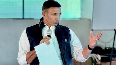 BJP-RSS से जुड़े लोगों को बनाया गया SIR असिस्टेंट, कांग्रेस ने SIR पर उठाए सवाल, जिलाधिकारी ने मानी गलती