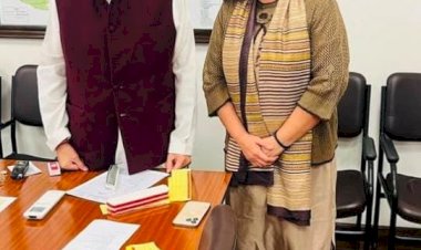 पूर्व मुख्यमंत्री कमलनाथ से संगीता शर्मा की सौजन्य भेंट, संगठन सुदृढ़ीकरण व जनसंघर्षों पर हुई विस्तृत चर्चा