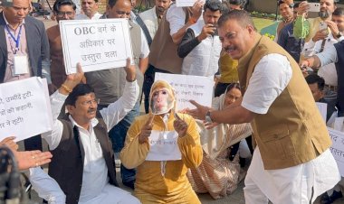 विधानसभा में कांग्रेस  का जोरदार हंगामा, किसानों के मुआवजे से लेकर मंत्री-विधायक मे टकराव, सदन से किया वॉकआउट